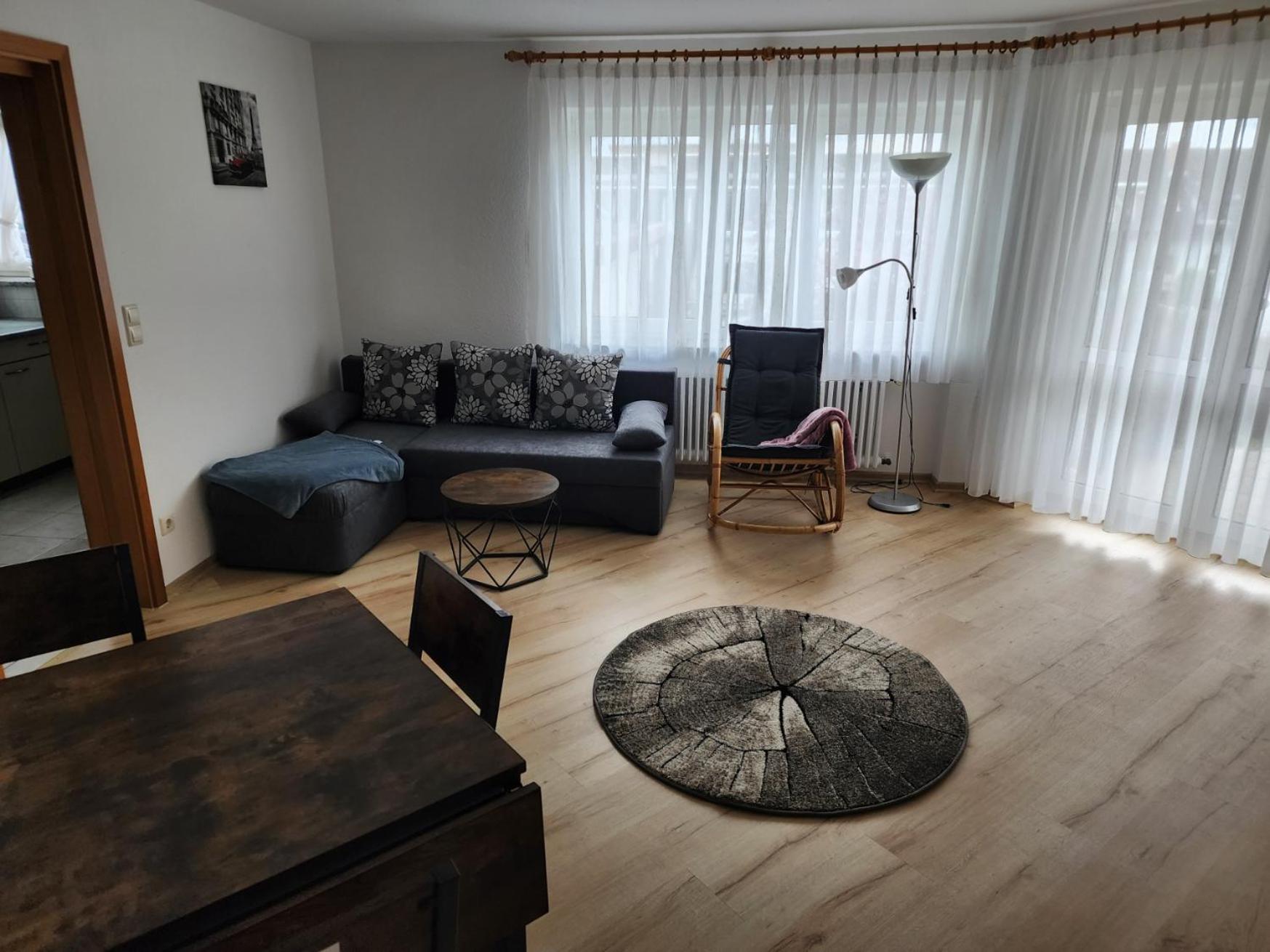 Ferienwohnung Julija Riedheim Hilzingen Екстериор снимка