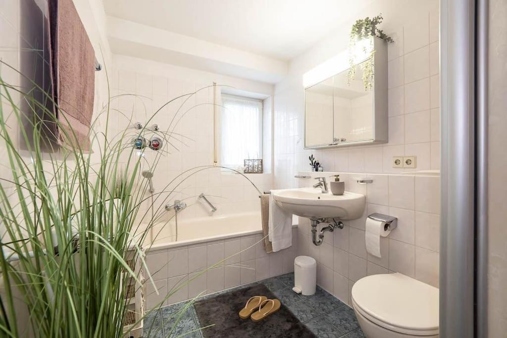 Ferienwohnung Julija Riedheim Hilzingen Екстериор снимка